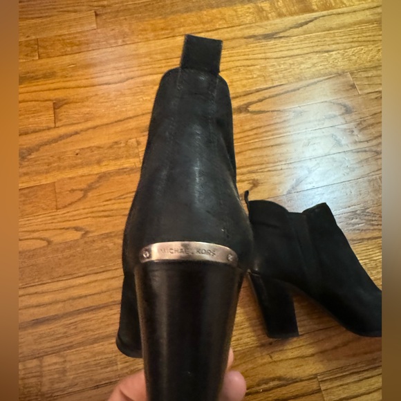 Michael Kors Black western heeled boot bootie black suede size 9 gently used - Picture 3 of 7